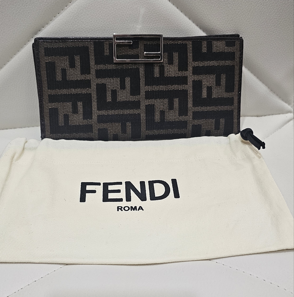Fendi Bifold Long Zucca Wallet With Dust Bag Included.